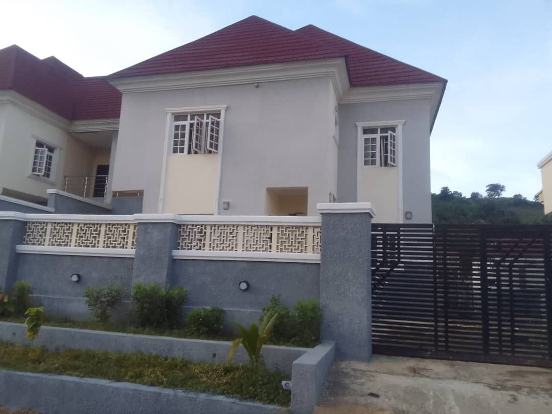 4 BEDROOM STANDALONE DETACHED DUPLEX WITH A STUDY ROOM For Rent in GUZAPE ABUJA